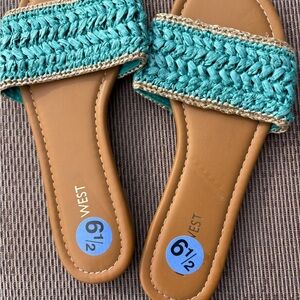 Nine West Teal and Tan Woven Sandals- 6.5
